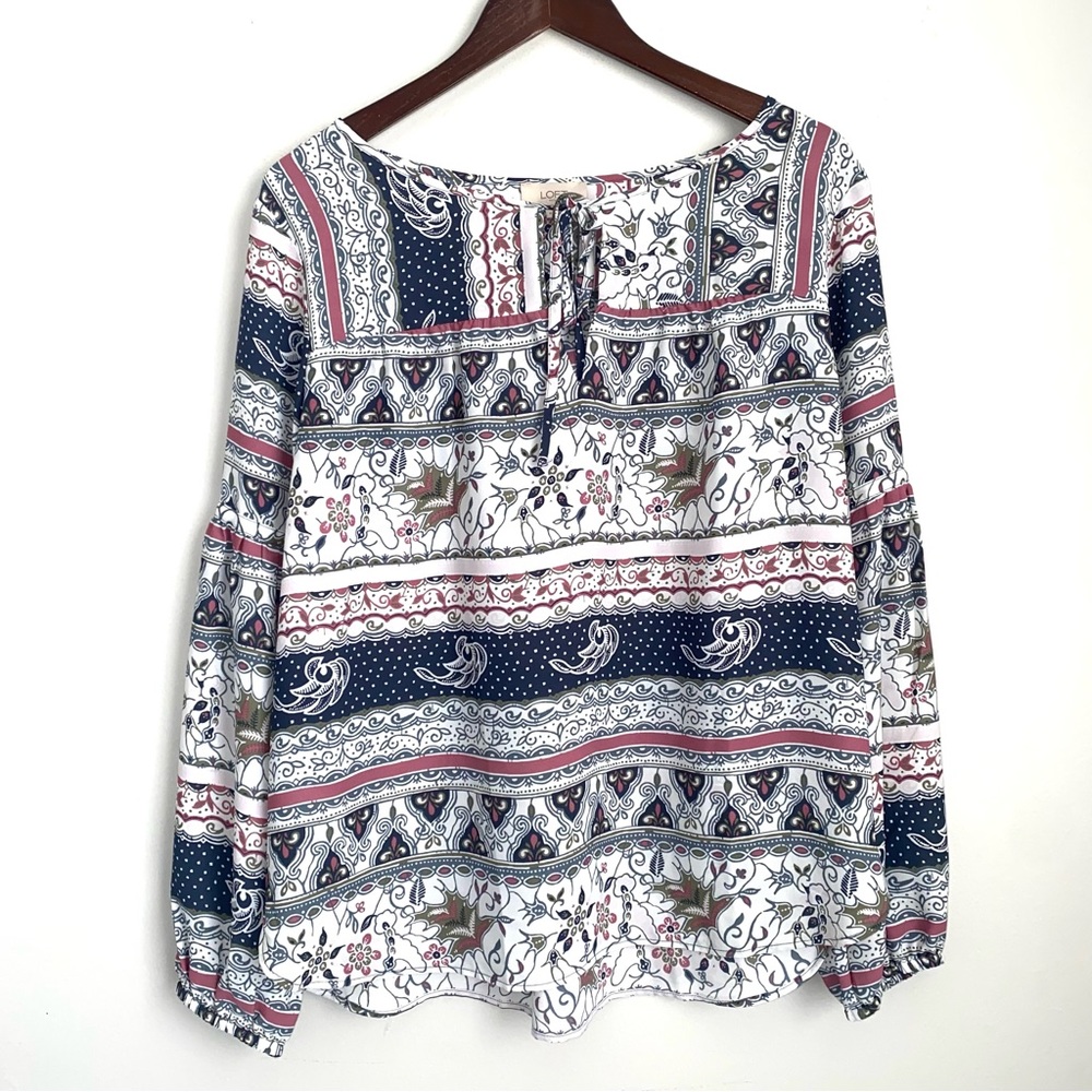 LOFT Womens Medium White Blue Pink Pattern Flowy Chiffon Long Sleeve Blouse KK19